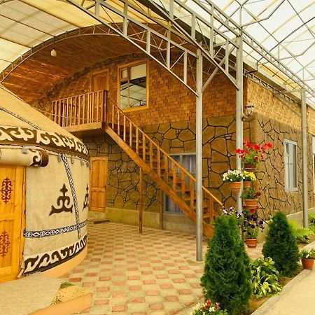 Guest House Amirhan Bokonbayevo Exteriér fotografie